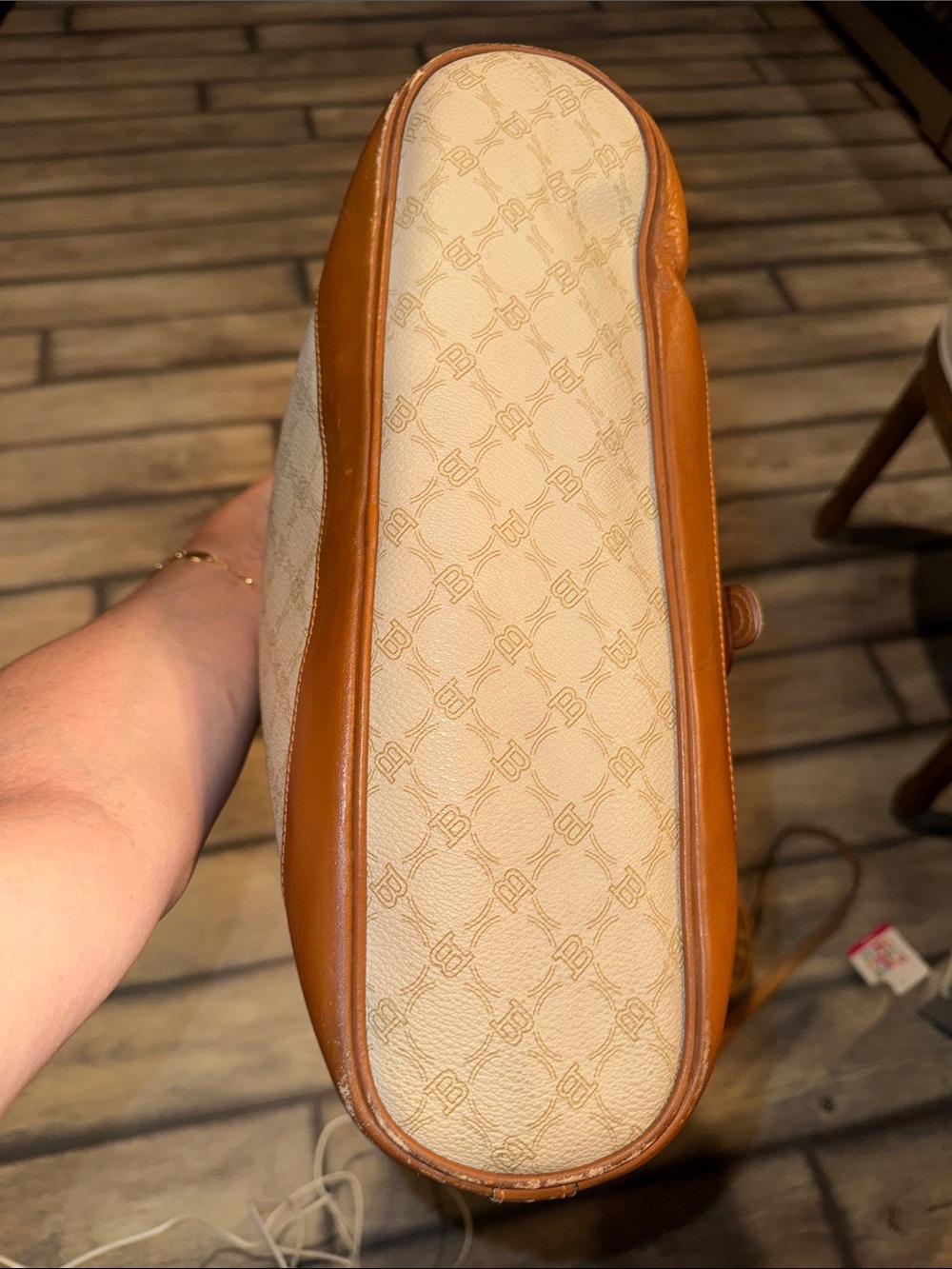 Bally Vintage Beige Monogram Shoulder/Crossbody with Tan Leather Trim - Picture 3 of 12